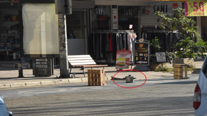 İzmir'de otobüs durağında düdüklü tencere paniği!