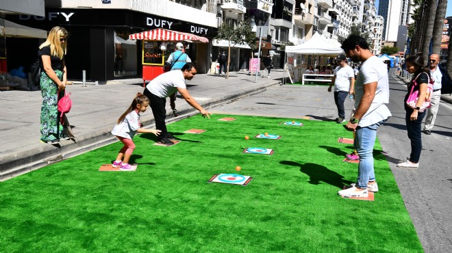 İzmir'de otomobilsiz sokaklar!