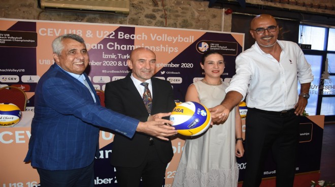 İzmir de plaj voleybolu heyecanı