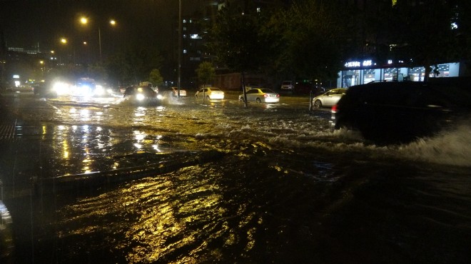 İzmir'de sağanak kabusu!