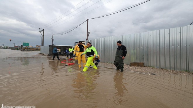 İzmir de sağanak seferberliği: En çok yağış alan ilçeler belli oldu!