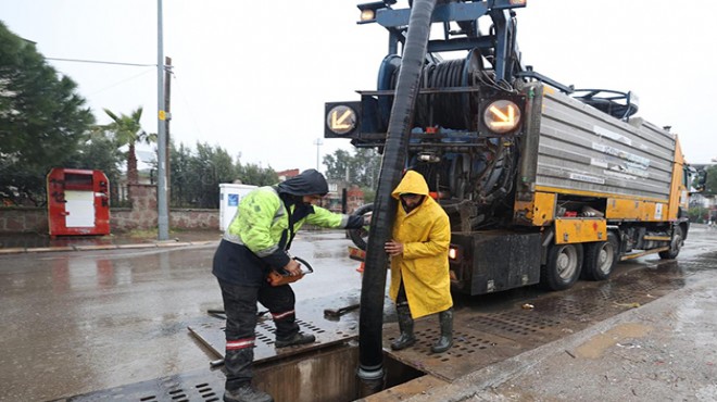 İzmir de sağanak teyakkuzu