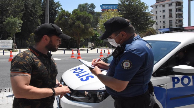 İzmir de sıkı maske denetimi!