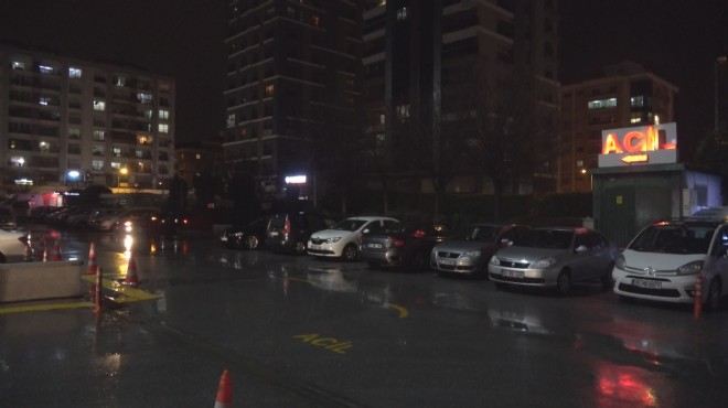 İzmir de sokak ortasında kanlı hesaplaşma: 1 ölü, 1 yaralı