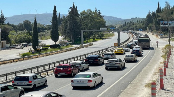 İzmir yollarında bayram tatili yoğunluğu!