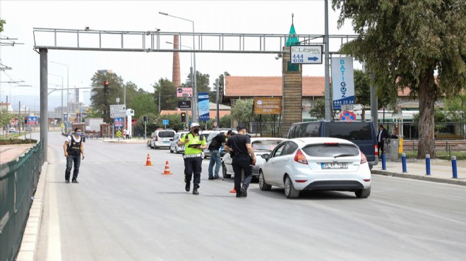 İzmir de virüs denetimleri tam gaz!