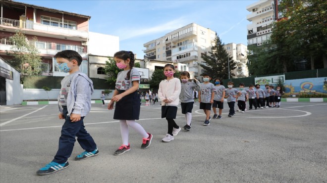 İzmir'de yüz yüze eğitimde ikinci aşama başladı