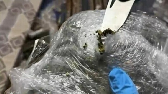 İzmir de  zehir  baskını: 550 bin hap ele geçirildi!