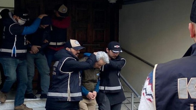 İzmir deki FETÖ operasyonunda 3 tutuklama daha!
