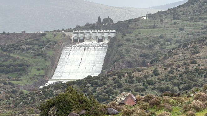 İzmir deki baraj doldu, kapaklar açıldı: Vatandaşlara uyarı!