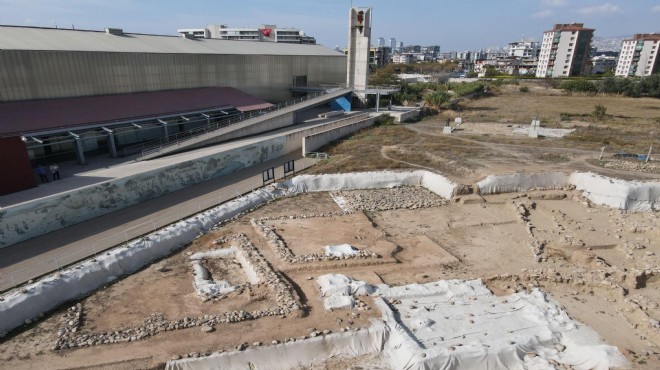 İzmir'deki kazılarda bulundu: 82 asırlık atölye!