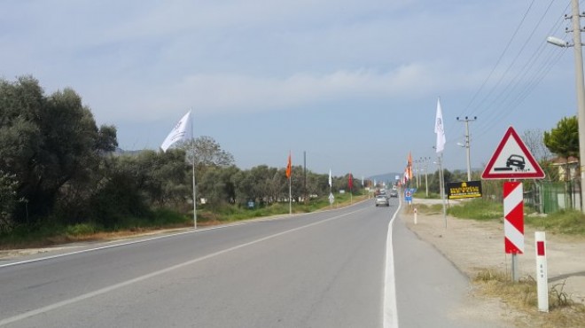 İzmir deki  ölüm yolu nda CHP ayrımı!