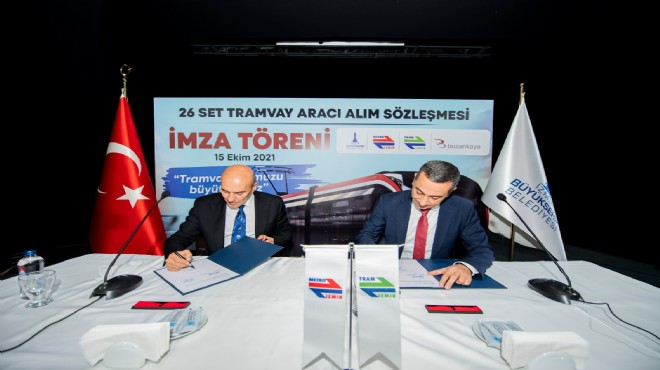 İzmir e yeni tramvay filosu... Soyer: Demir ağlarla örmek boynumuzun borcu!
