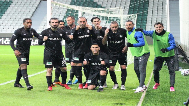 İzmir in nefes kesen Süper Lig yarışı!