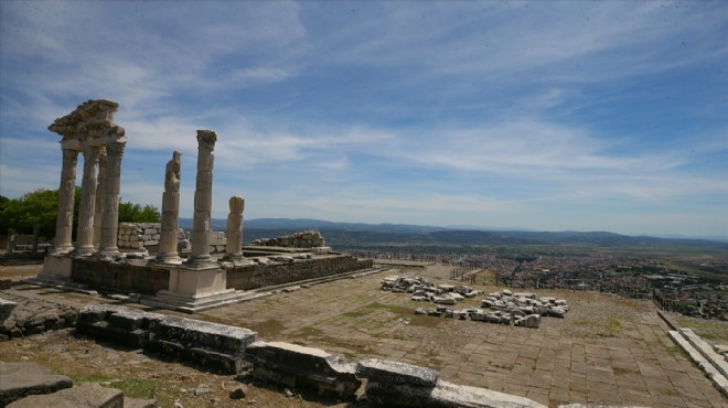 İzmir in UNESCO kentinde tarihe ışık tutacak yeni buluntular!