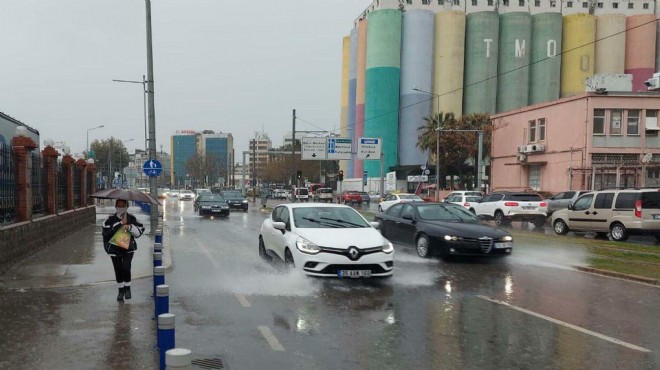 İzmir'in doğu ilçeleri için sağanak yağış uyarısı