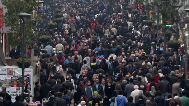 İzmir'in göç raporu: Öne çıkan ilçe hangisi, en çok hangi ilden aldı?