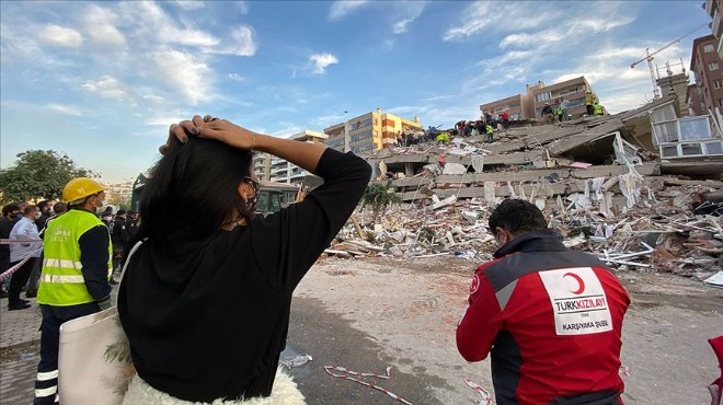 İzmir in kara günü: 2 yıl önce 6.6 yla yıkıldık!