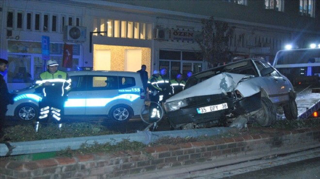 İzmir in o ilçesinde iki feci kaza: 7 yaralı