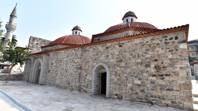 İzmir'in tarihi hamamı yeniden doğdu!