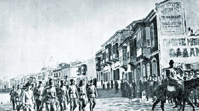 İzmir'in ve ülkenin gurur günü: Kurtuluş 100.yaşında!