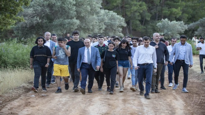 İzmir'in 'yaşayan parkı' ilk misafirlerini ağırladı