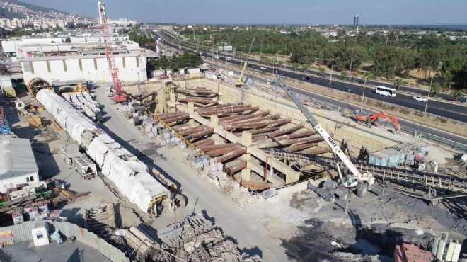 İzmir'in yeni metro hattında sıra istasyonlarda!