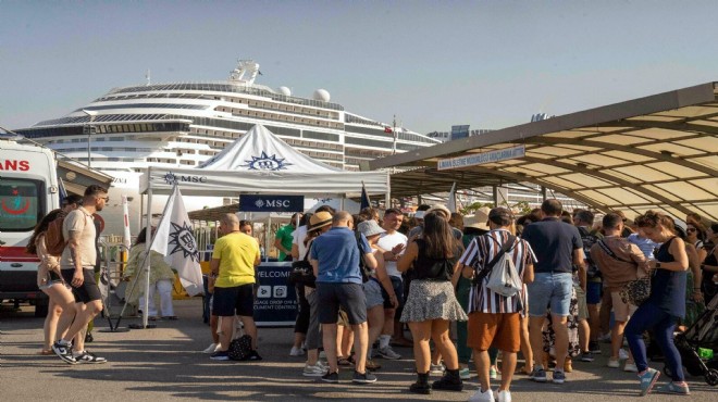 İzmir kruvaziyer turizminde yerlerde!