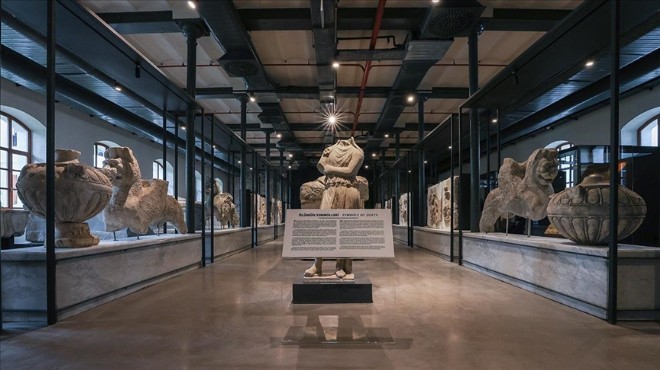 İzmir’de dopdolu kültür-sanat haftası!