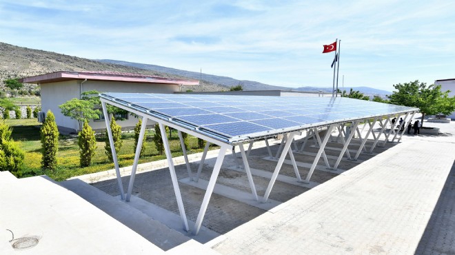 İzmir'de dört tesise daha güneş enerjisi