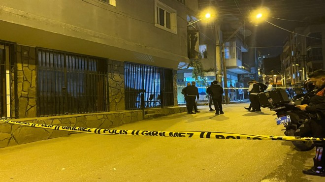 İzmir’de sokak ortasında silahlı saldırı: Ölü ve yaralılar var!