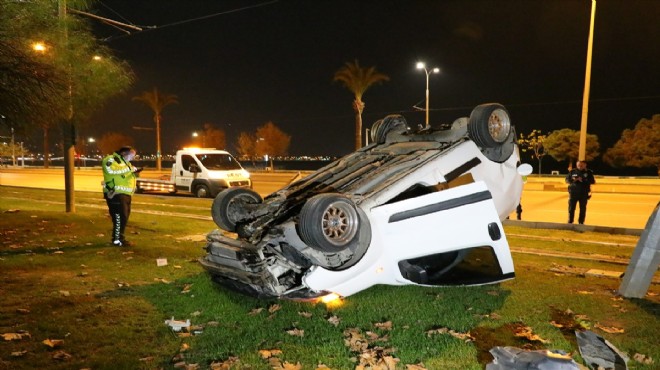 İzmir'de takla atan aracın sürücüsü olay yerinden kaçtı