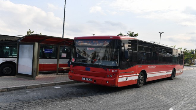 İzmir'de toplu taşıma kullanımı hafta sonu yüzde 77 oranında azaldı
