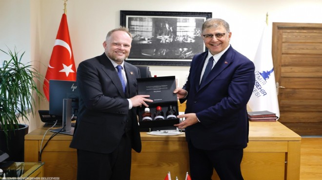 Kanada ve İzmir arasında iş birliği mesajları