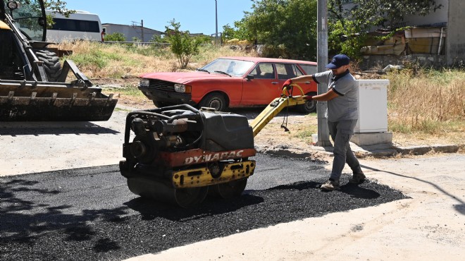 Karabağlar da asfalt ve yol onarım mesaisi