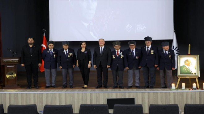 Karabağlar da duygu dolu 10 Kasım söyleşisi