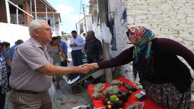 Karabağlar'da festival zamanı: Kavacık'ın üzümleri görücüye çıktı