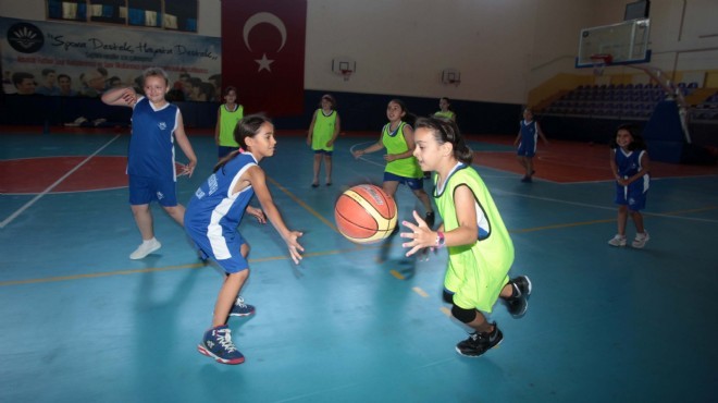 Karabağlar'da yaz okullarına yoğun ilgi