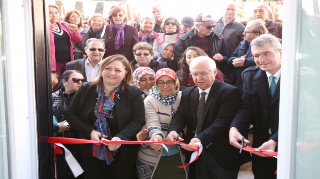 Karabağlar'da hedef her mahalleye semt merkezi