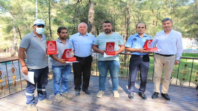 Karakayalı dan zabıta personeline plaket