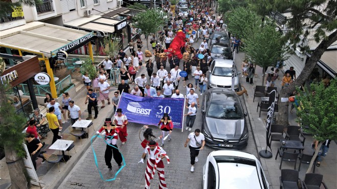 Karnaval gibi kutlama: BBŞT 30 yaşında!