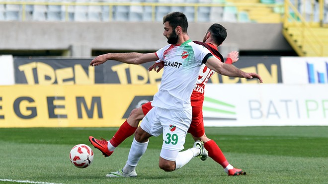 Karşıyaka  Hane de yıkıldı: 0-1