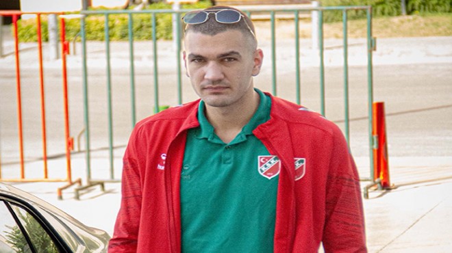 Karşıyaka da Naumoski oynamadan gitti