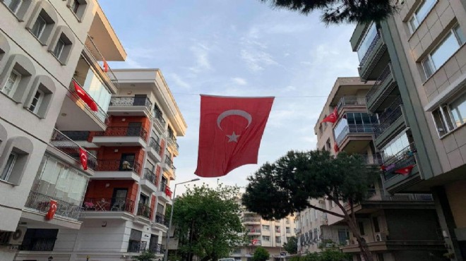 Karşıyaka da balkonlar bayram yeri!