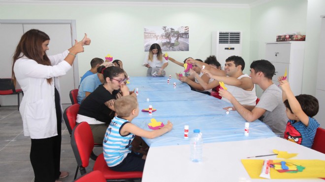 Karşıyaka'da engelleri kaldıran yaz okulu