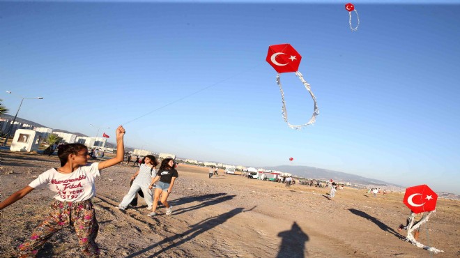 Karşıyaka da satışı tartışmalı alanda uçurtma şenliği!