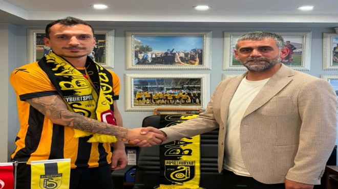 Karşıyaka dan ayrılan İlyas imzayı attı