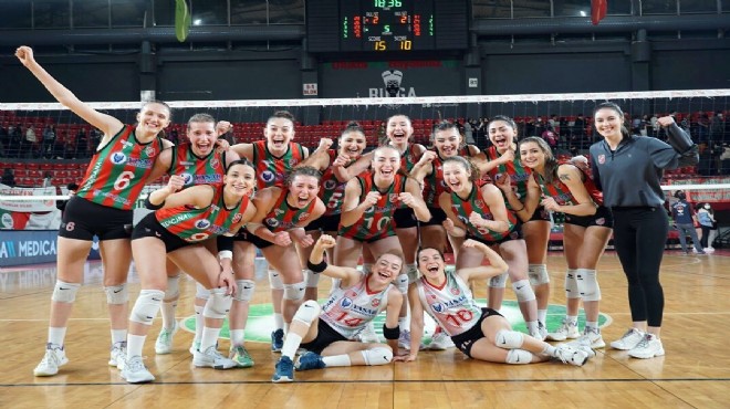 Karşıyaka filesinde play-off sevinci