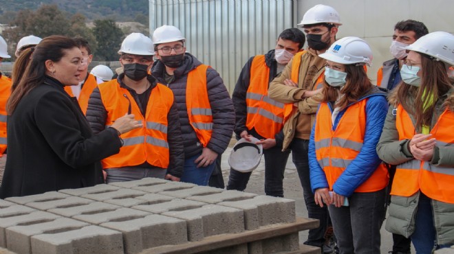 Karşıyaka geleceğin mühendislerini ağırladı