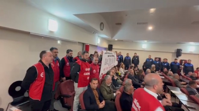 Karşıyaka meclisi eylem alanı: Ünsal’dan Tugay’a ‘borç’ yanıtı!